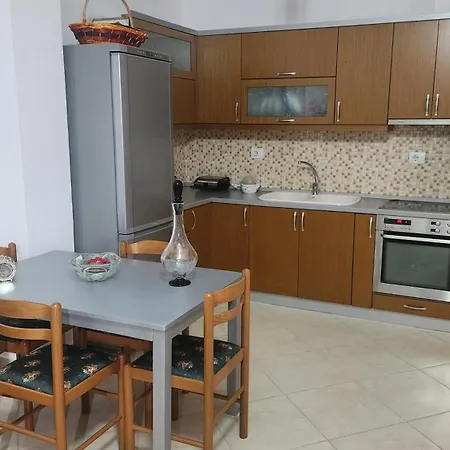 Apartment Hasanaj 2 *